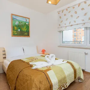 karawela-gdansk-apartments-by-renters.sopothotels.com/
